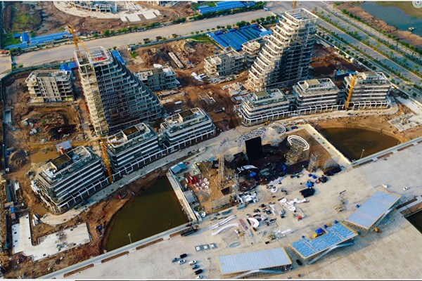 Hoàn thành sân khấu "khủng" phục vụ Lễ hội Hoa phượng đỏ Hải Phòng 2024